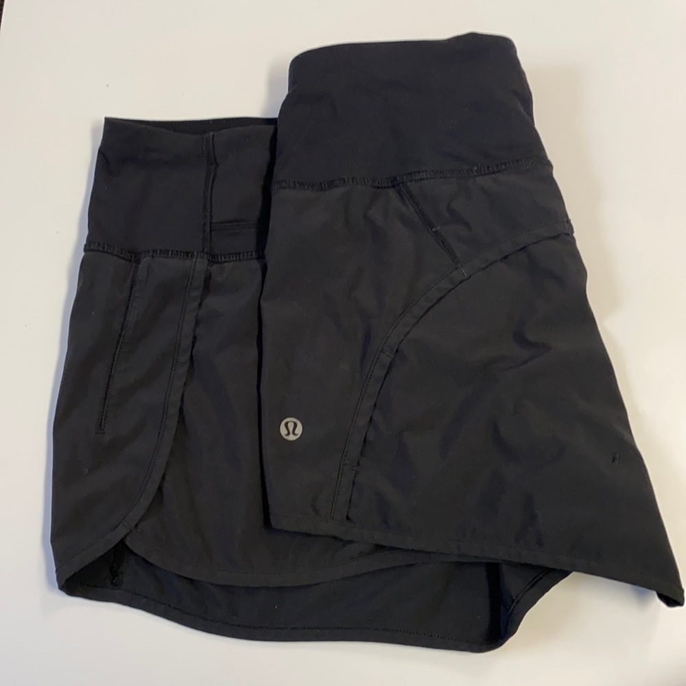 Black Lululemon shorts